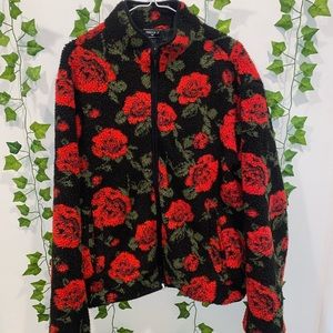Red Rose Sherpa zip up jacket large